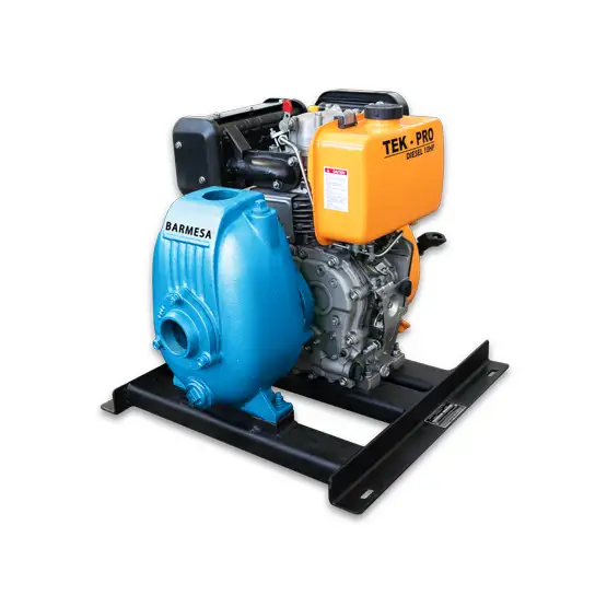 Vista frontal de la bomba autocebante modelo 12MD con motor diésel de Barmesa Pumps